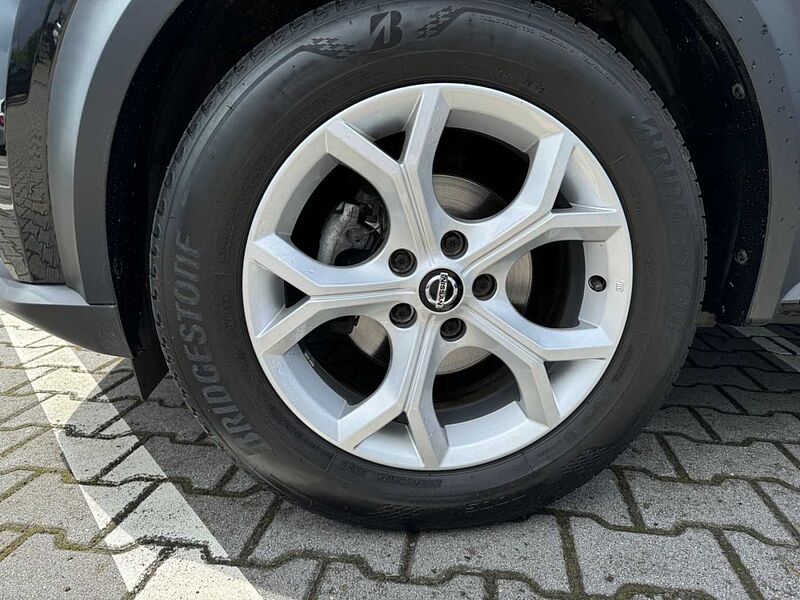 Nissan Juke N-Connecta + Winter u. Navi Paket