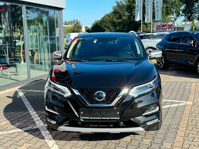 Nissan Qashqai N-Motion - AHK