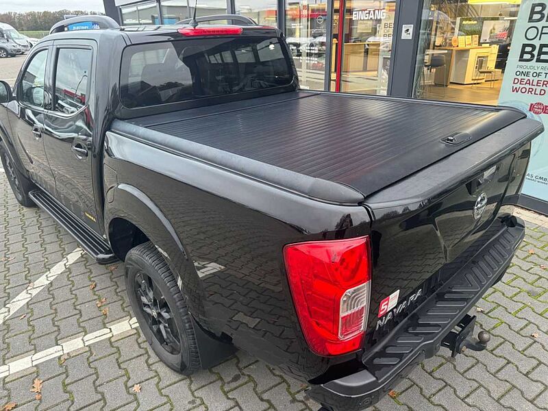 Nissan Navara NP300 N-Guard Double Cab 4x4 Bakflipabd.