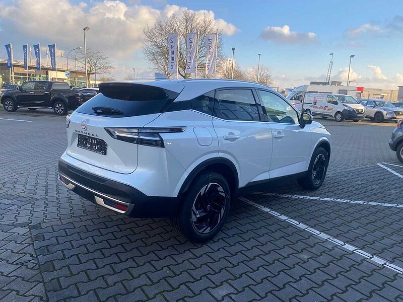 Nissan Qashqai 1.3DIG-T N-Connecta Winter/Komfort Paket